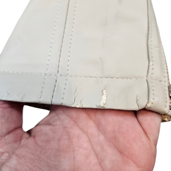 Guess Cream Faux Leather Perforated Flounce Lightweight Jacket Size XL Women's - Picture 6 of 14